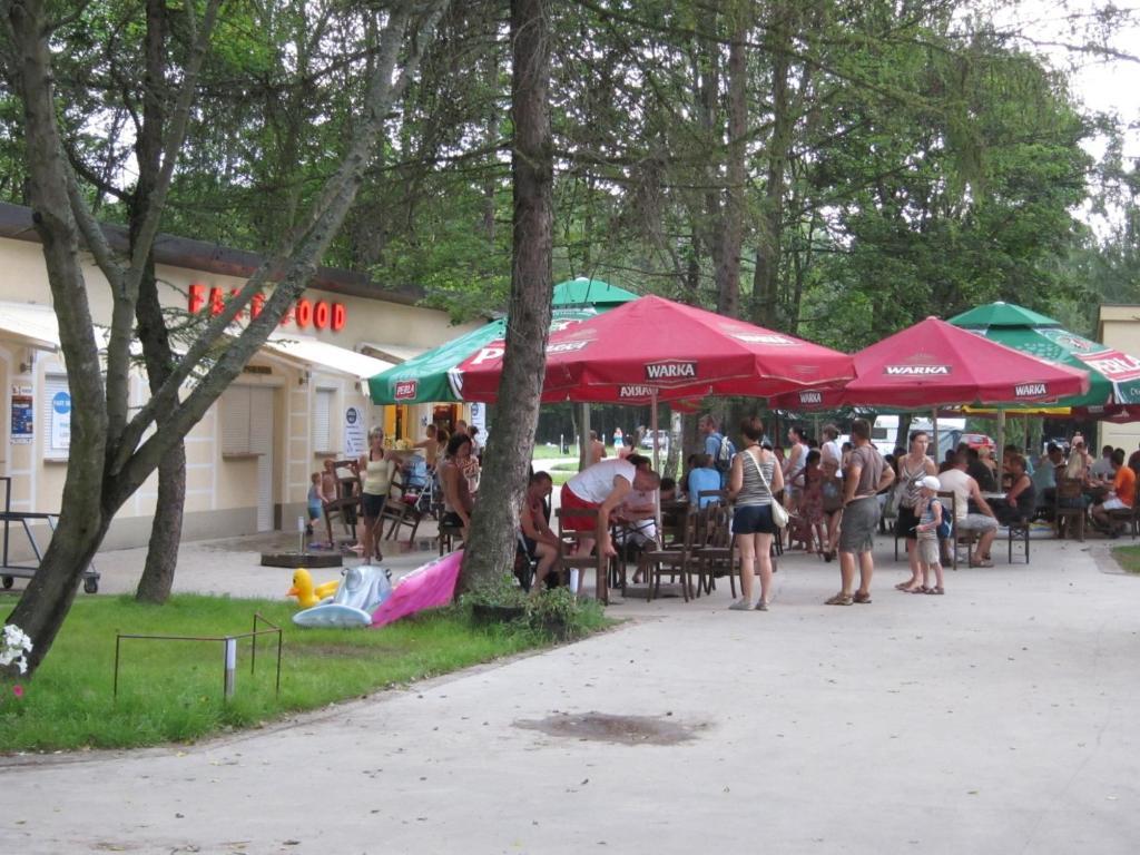 Resort Piaseczno Rozpłucie Extérieur photo