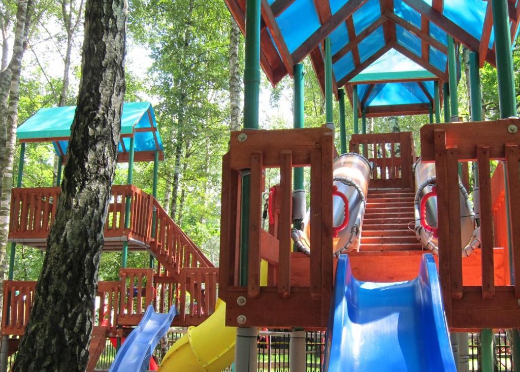 Resort Piaseczno Rozpłucie Extérieur photo