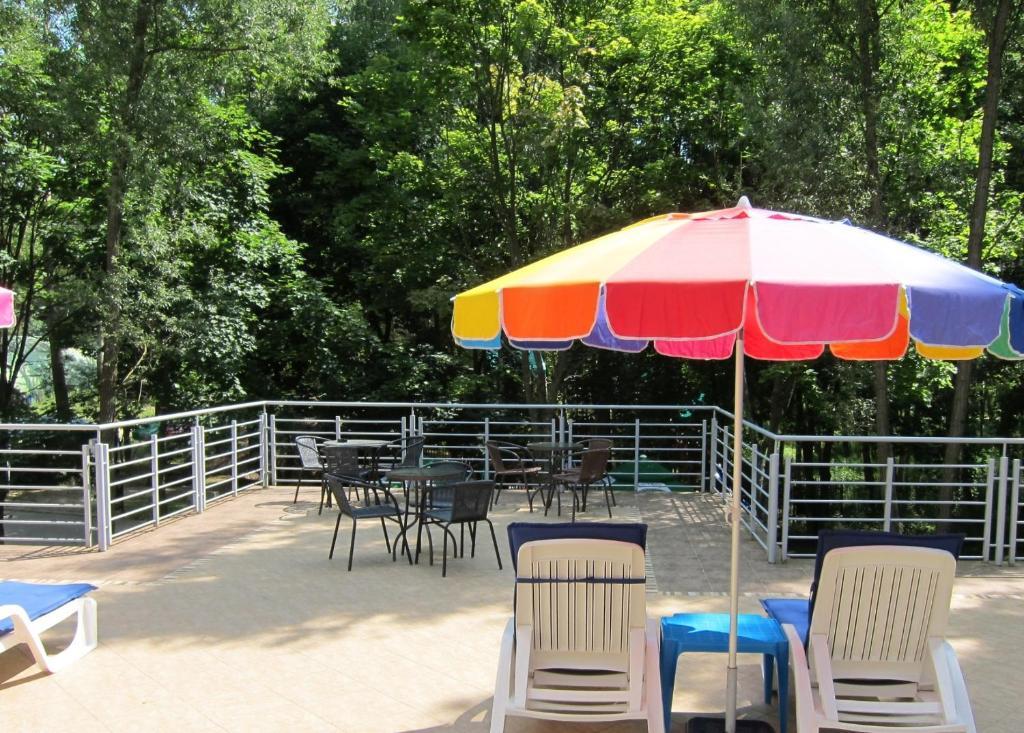 Resort Piaseczno Rozpłucie Extérieur photo