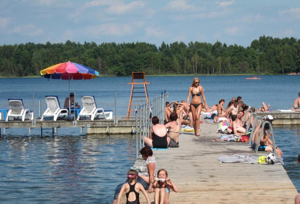 Resort Piaseczno Rozpłucie Extérieur photo